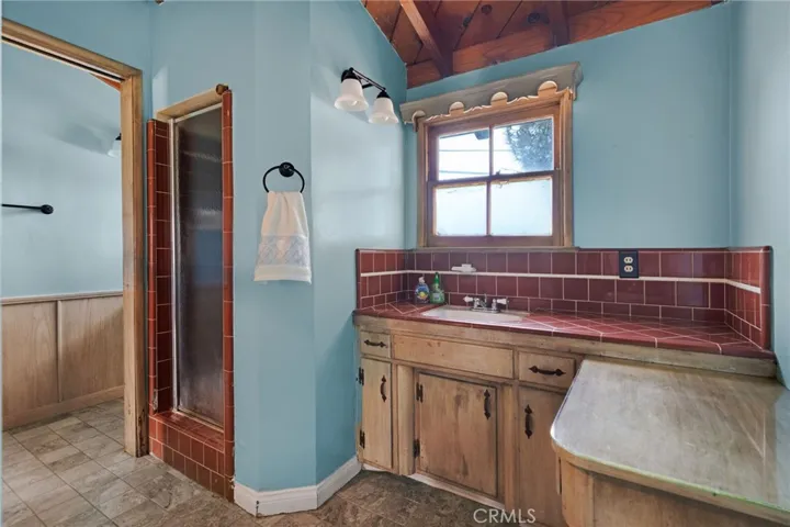 Jack n Jill Bathroom with Pocket Door