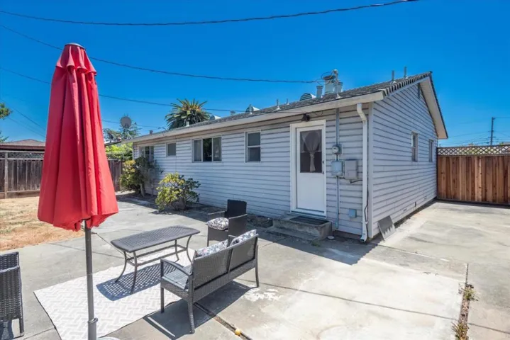 2381 Kehoe Avenue, San Mateo, California 94403