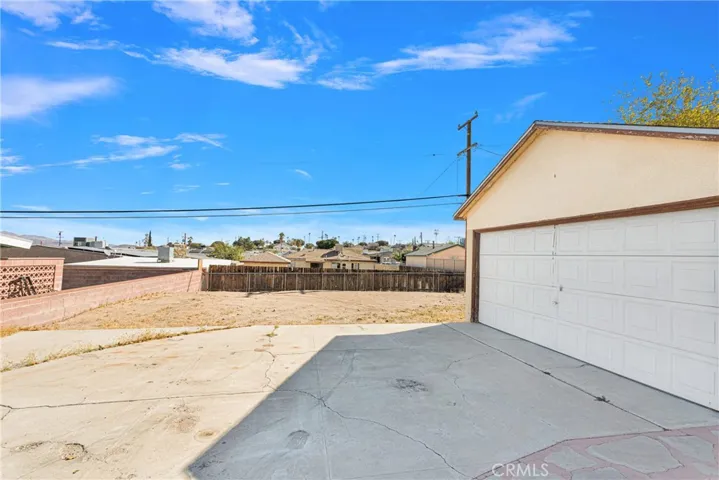 821 S 1st Avenue, Barstow, California 92311