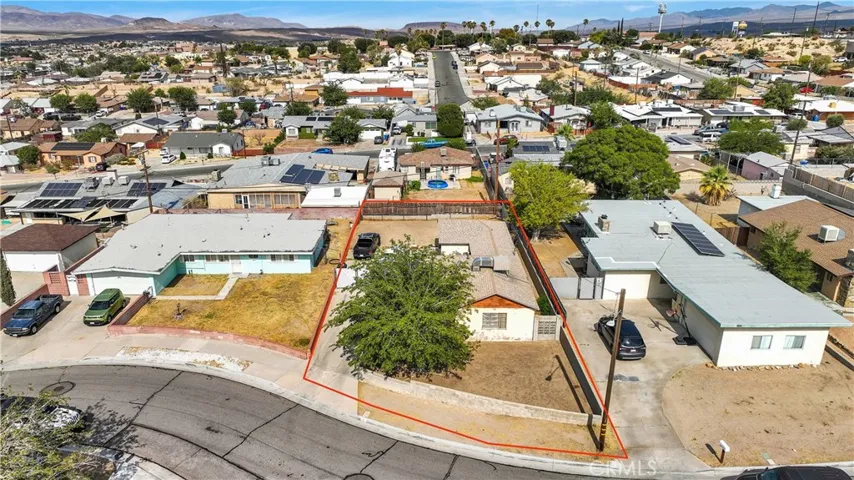 821 S 1st Avenue, Barstow, California 92311
