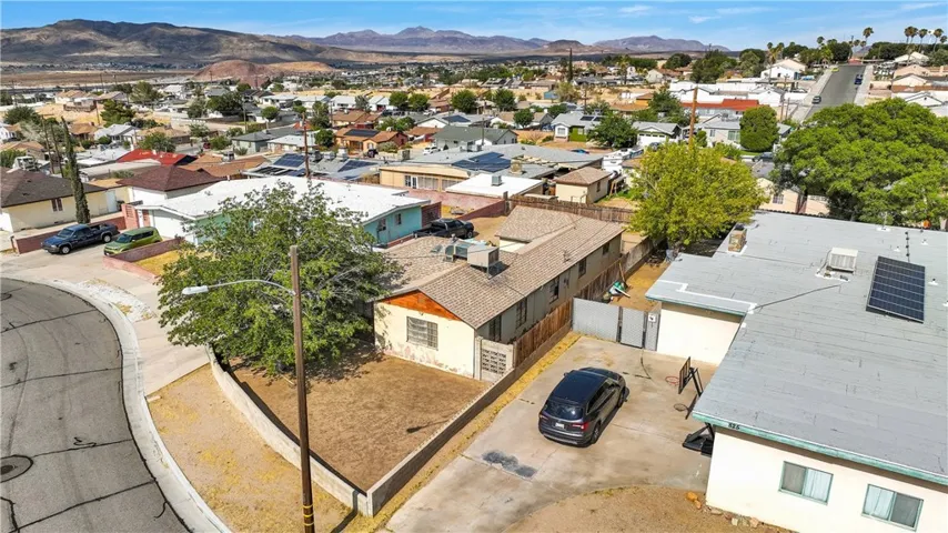 821 S 1st Avenue, Barstow, California 92311