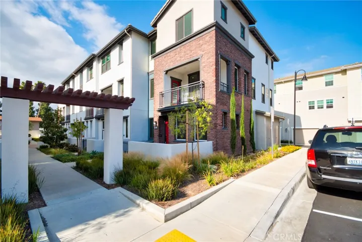 6932 Sagebrush Circle, Buena Park, California 90621