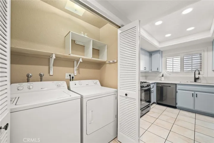2001 E 21st Street 228, Signal Hill, California 90755