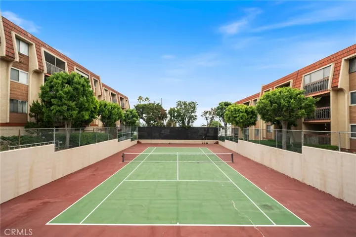2001 E 21st Street 228, Signal Hill, California 90755