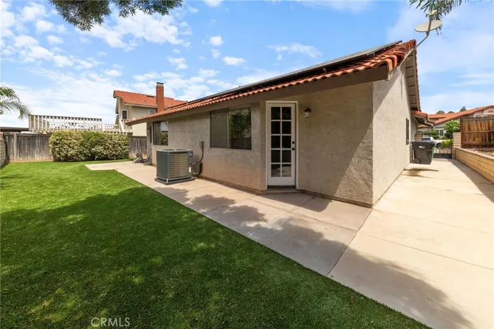 1418 Ripchak Road, Corona, California 92879
