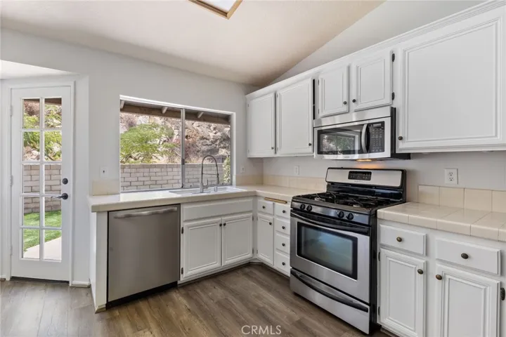 1418 Ripchak Road, Corona, California 92879