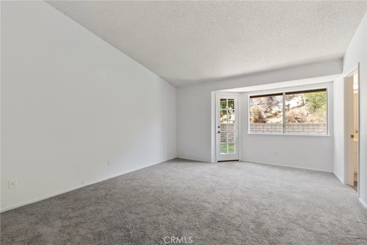 1418 Ripchak Road, Corona, California 92879
