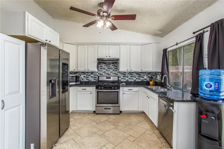 6307 La Mirada Way, Riverside, California 92504