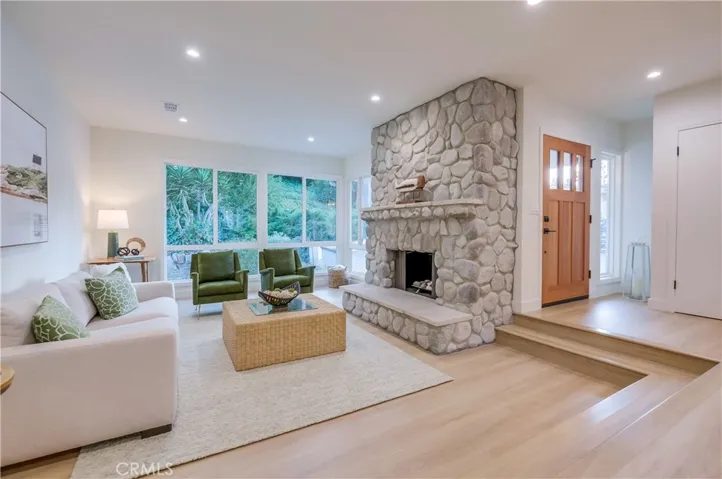 5205 Middlecrest Road, Rancho Palos Verdes, California 90275
