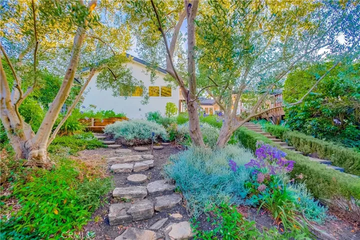 5205 Middlecrest Road, Rancho Palos Verdes, California 90275