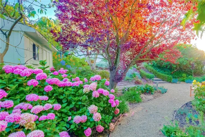 5205 Middlecrest Road, Rancho Palos Verdes, California 90275