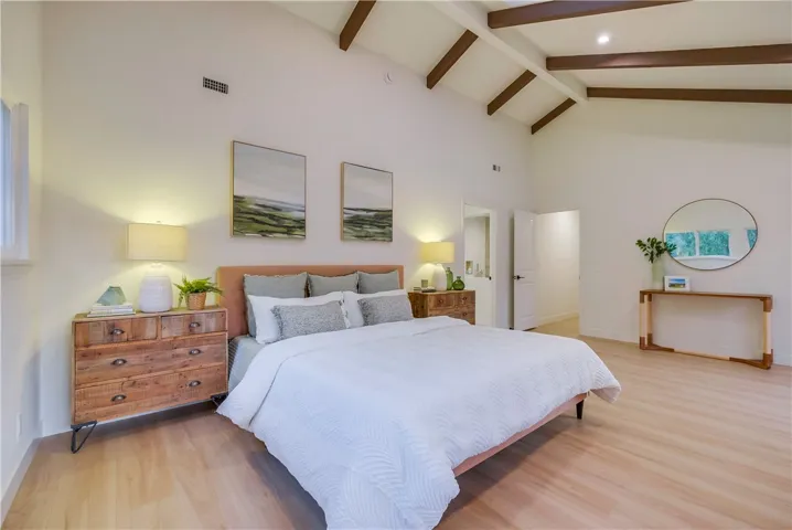 5205 Middlecrest Road, Rancho Palos Verdes, California 90275