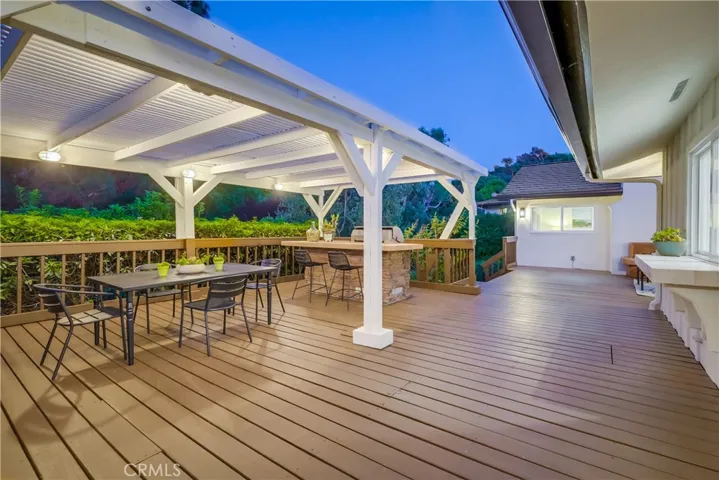 5205 Middlecrest Road, Rancho Palos Verdes, California 90275