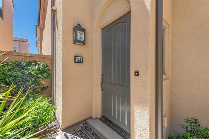 145 Messenger, Irvine, California 92618