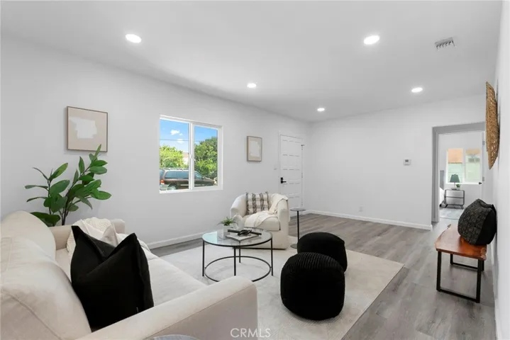 2530 Huckleberry Road, Santa Ana, California 92706