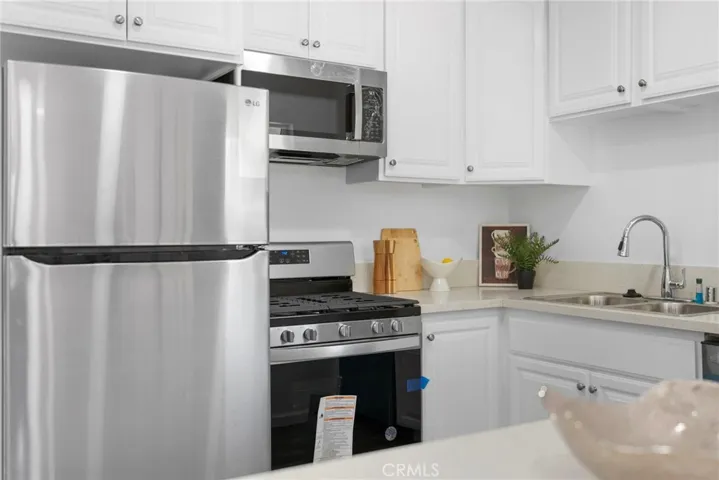 2530 Huckleberry Road, Santa Ana, California 92706