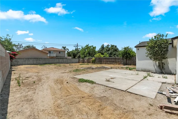 2530 Huckleberry Road, Santa Ana, California 92706
