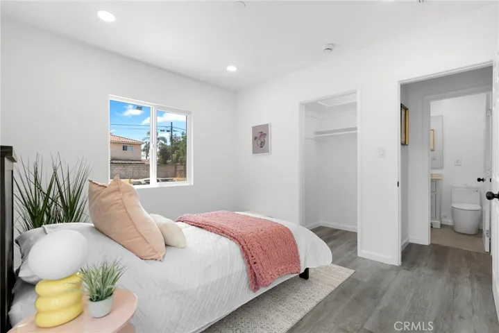 2530 Huckleberry Road, Santa Ana, California 92706