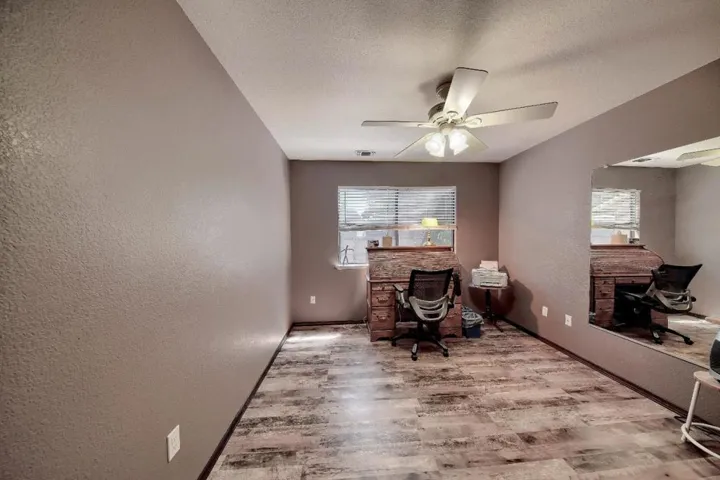 6531 Almondwood Drive, Riverbank, California 95367