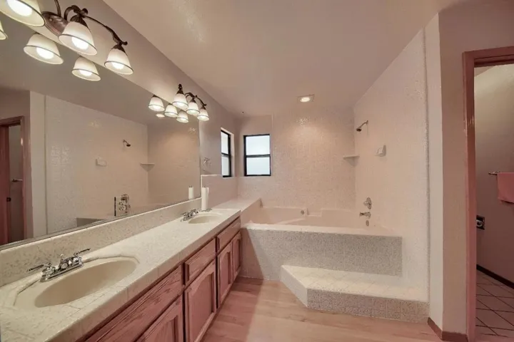 6531 Almondwood Drive, Riverbank, California 95367