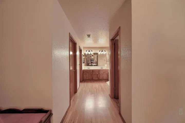 6531 Almondwood Drive, Riverbank, California 95367