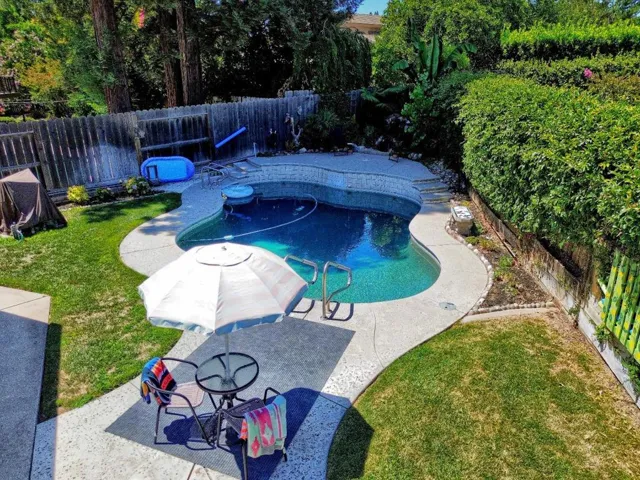 6531 Almondwood Drive, Riverbank, California 95367