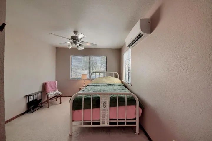 6531 Almondwood Drive, Riverbank, California 95367