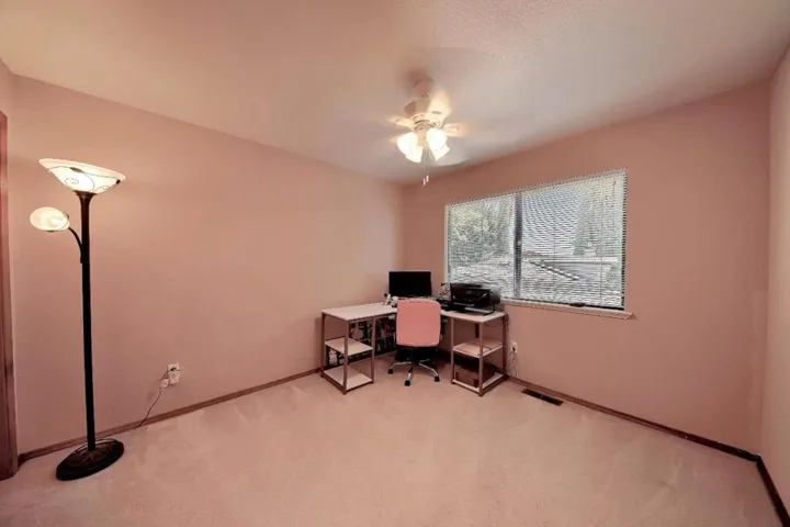 6531 Almondwood Drive, Riverbank, California 95367