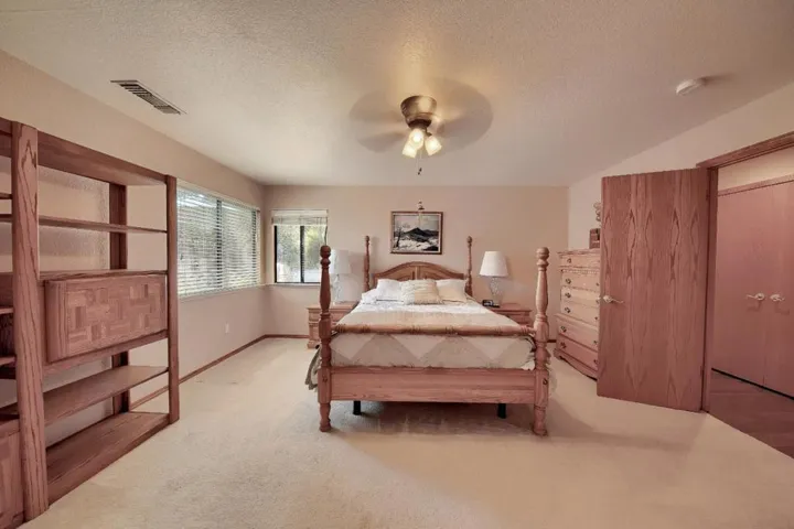 6531 Almondwood Drive, Riverbank, California 95367