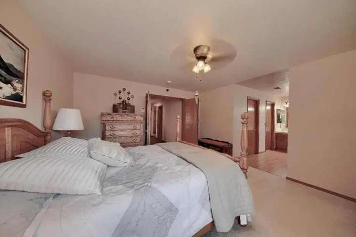 6531 Almondwood Drive, Riverbank, California 95367