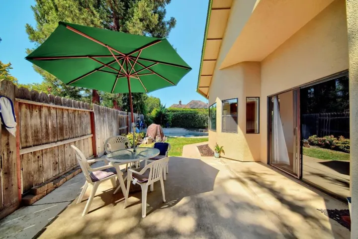 6531 Almondwood Drive, Riverbank, California 95367