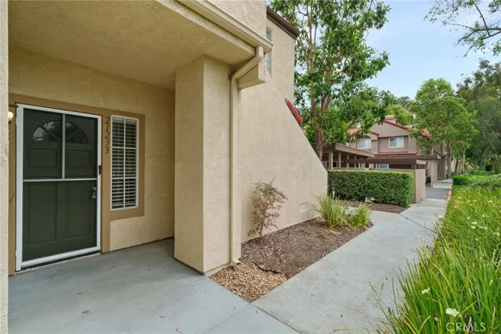21233 Camelia 21, Lake Forest, California 92630