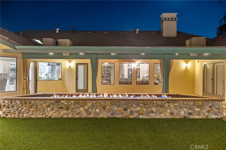 140 E Sunnyside, Visalia, California 93277