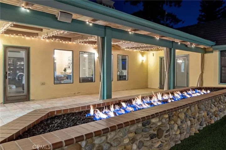 140 E Sunnyside, Visalia, California 93277