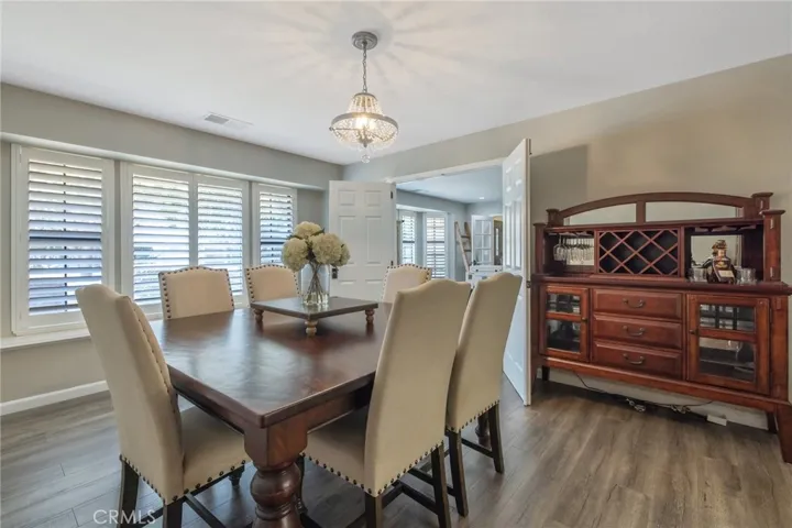 140 E Sunnyside, Visalia, California 93277