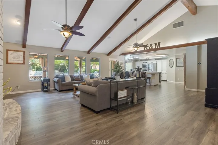 140 E Sunnyside, Visalia, California 93277
