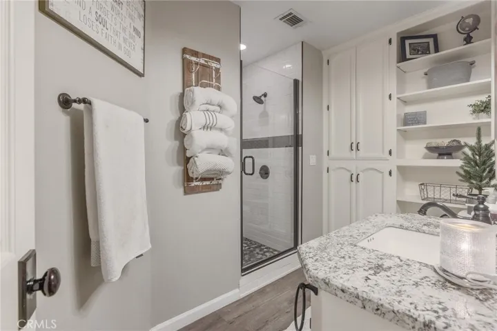 140 E Sunnyside, Visalia, California 93277