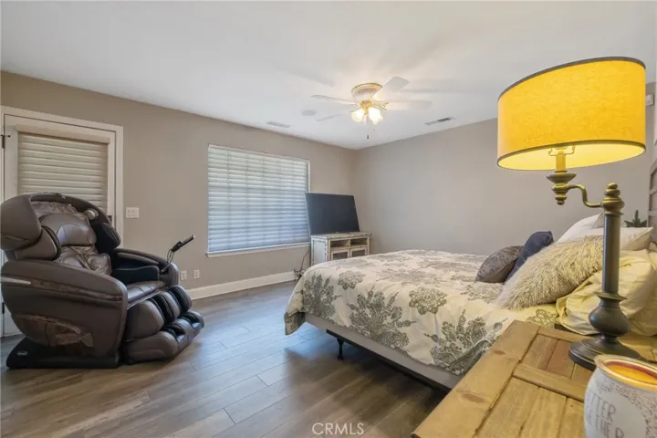 140 E Sunnyside, Visalia, California 93277