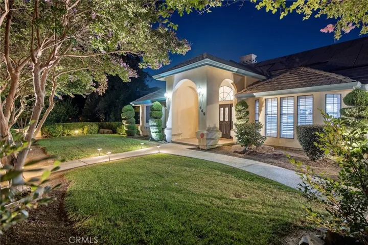 140 E Sunnyside, Visalia, California 93277