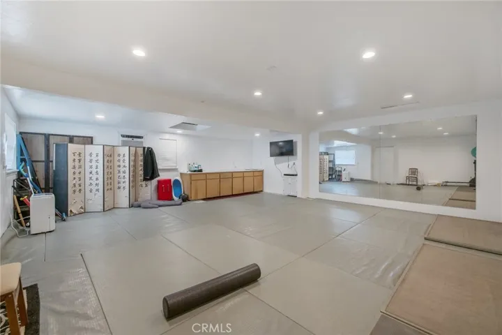 140 E Sunnyside, Visalia, California 93277