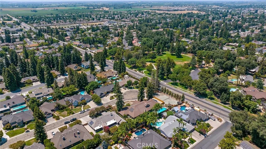 140 E Sunnyside, Visalia, California 93277