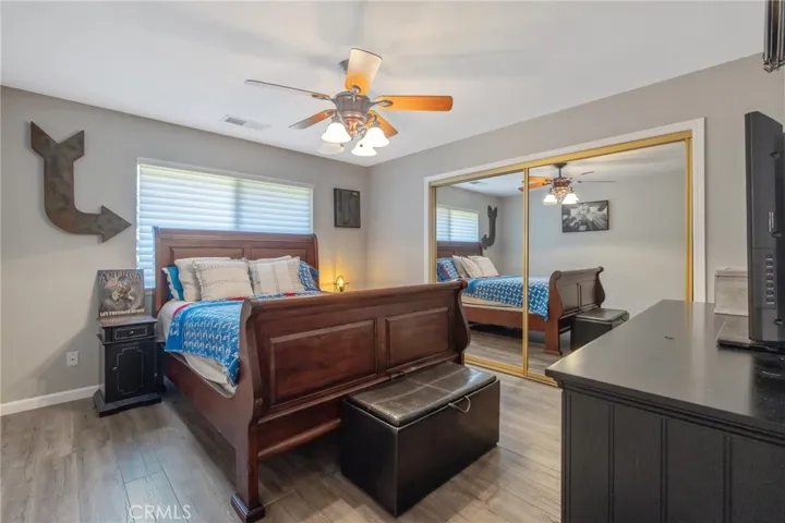 140 E Sunnyside, Visalia, California 93277