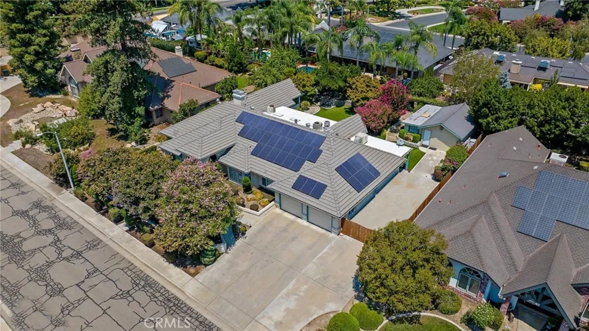140 E Sunnyside, Visalia, California 93277