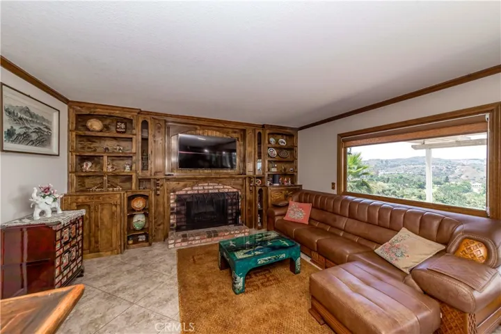 7005 E Country Club Lane, Anaheim Hills, California 92807