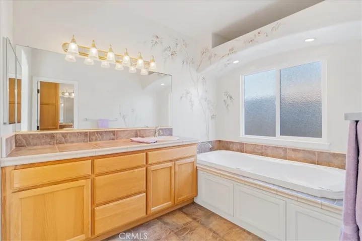 530 San Diego Street, Santa Maria, California 93455