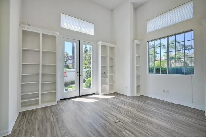 1120 Mansiones Ln, Chula Vista, California 91910