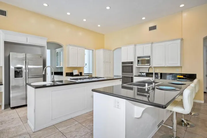 1120 Mansiones Ln, Chula Vista, California 91910