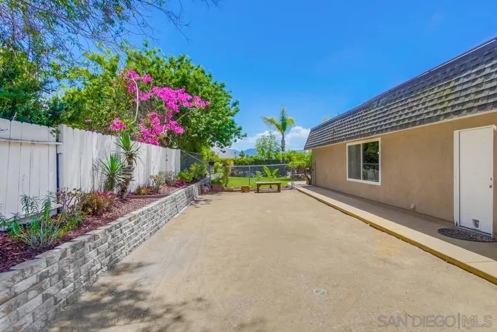 14747 Dash Way, Poway, California 92064