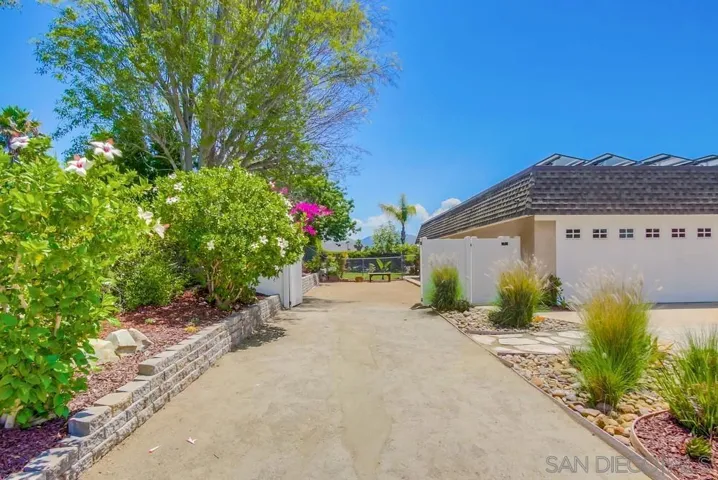14747 Dash Way, Poway, California 92064