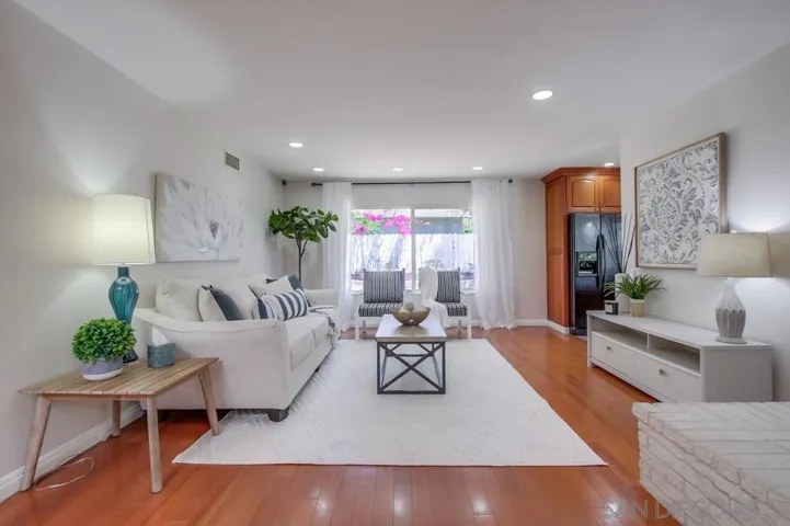 14747 Dash Way, Poway, California 92064